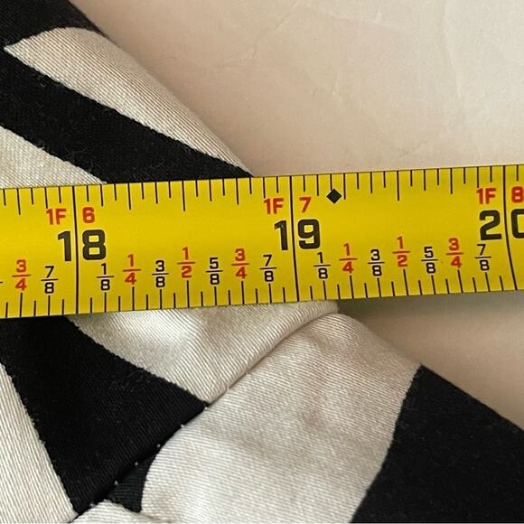 Sandro Black & White Animal Print Belted Short Trench Jacket NWOT Size M - Picture 10 of 12